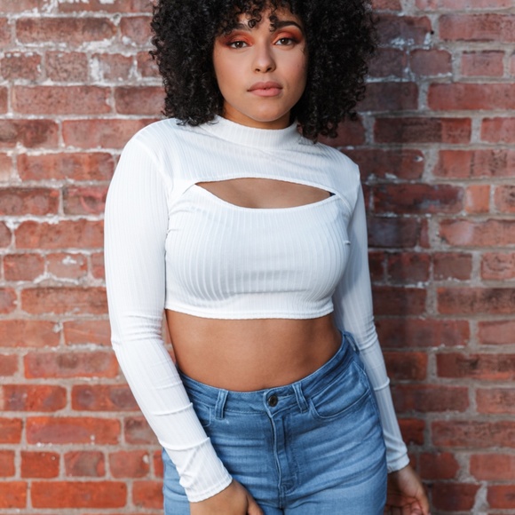 Cut it Out Top - Picture 7 of 9